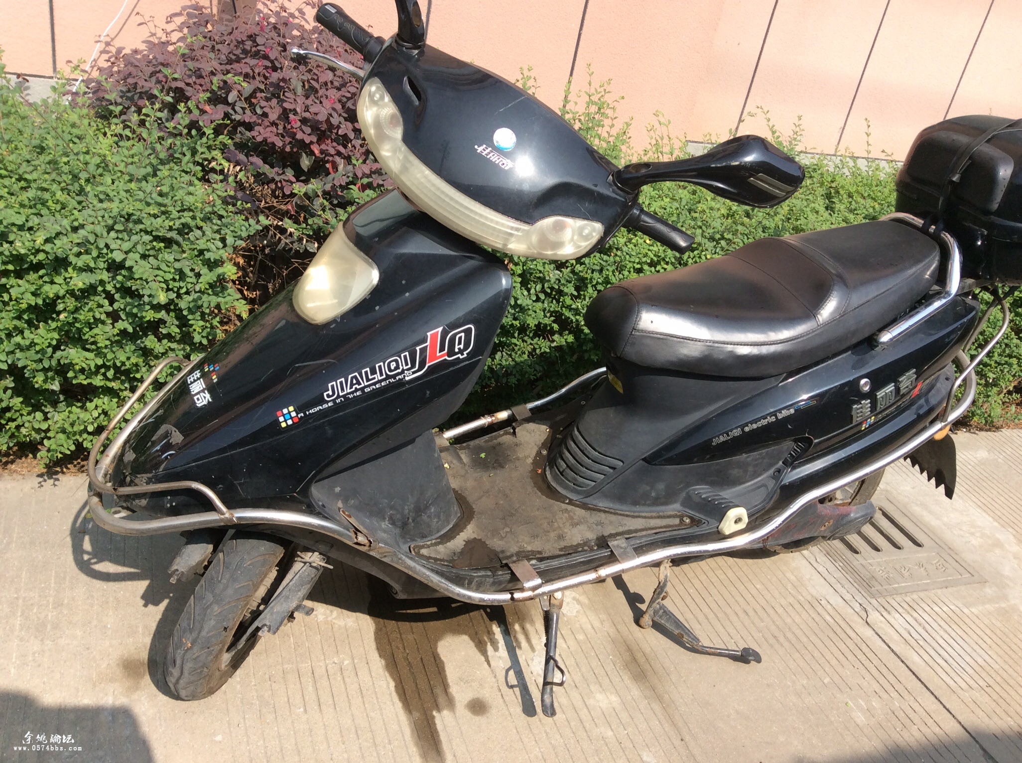 出二手电瓶车600