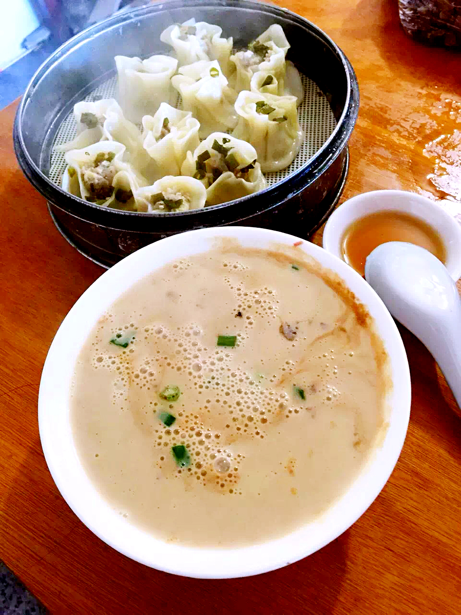 早餐-烧麦,豆浆