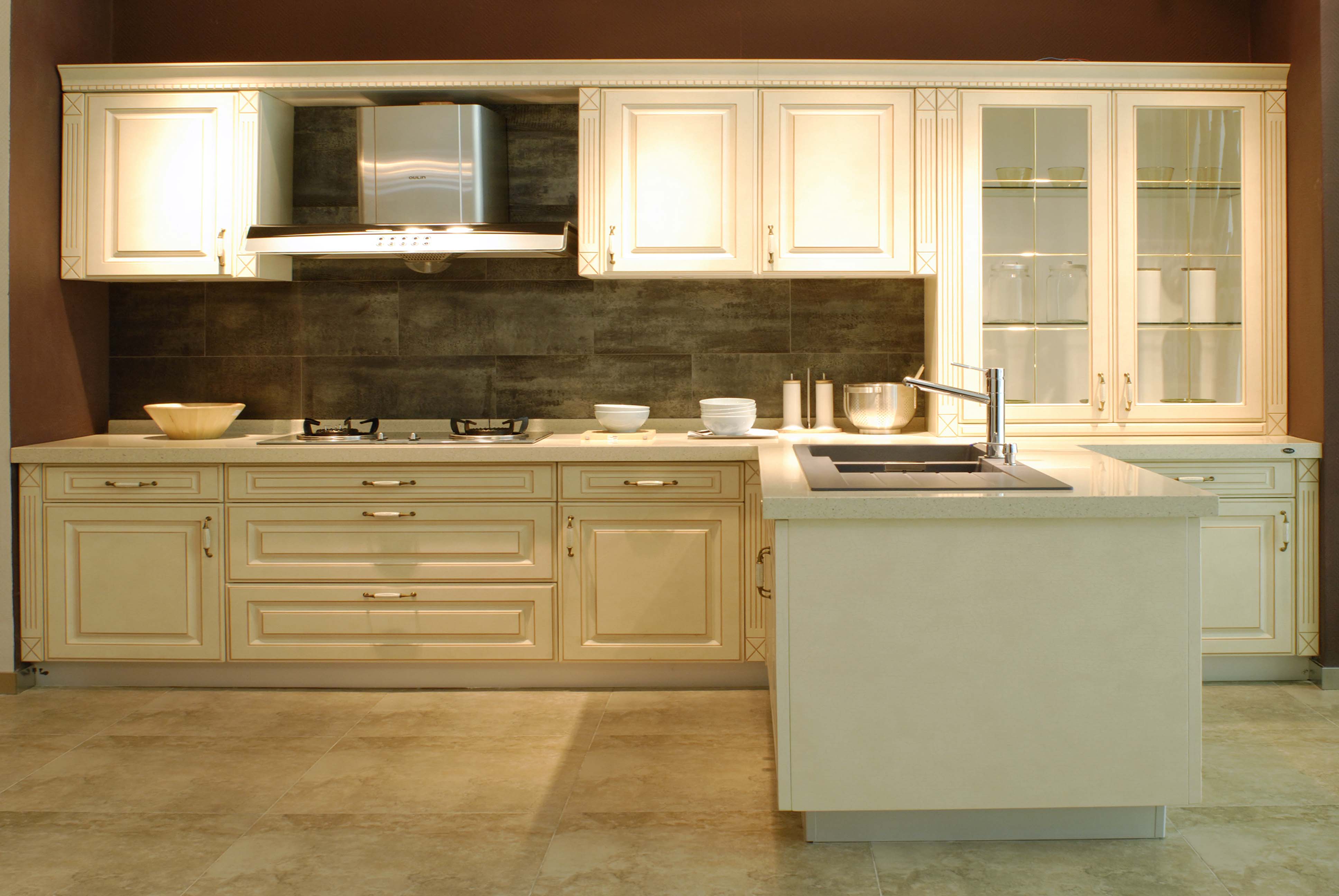 欧琳橱柜登陆姚城,橱柜,电器,水槽全线特价,样板房征订惊喜不断!